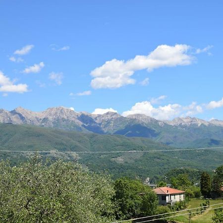 Locazione Turistica La Ca Gialla Leilighet Pontremoli Eksteriør bilde